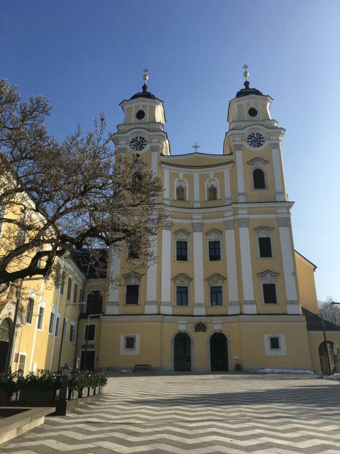 Wohnung Schloss Mondsee Luaran gambar